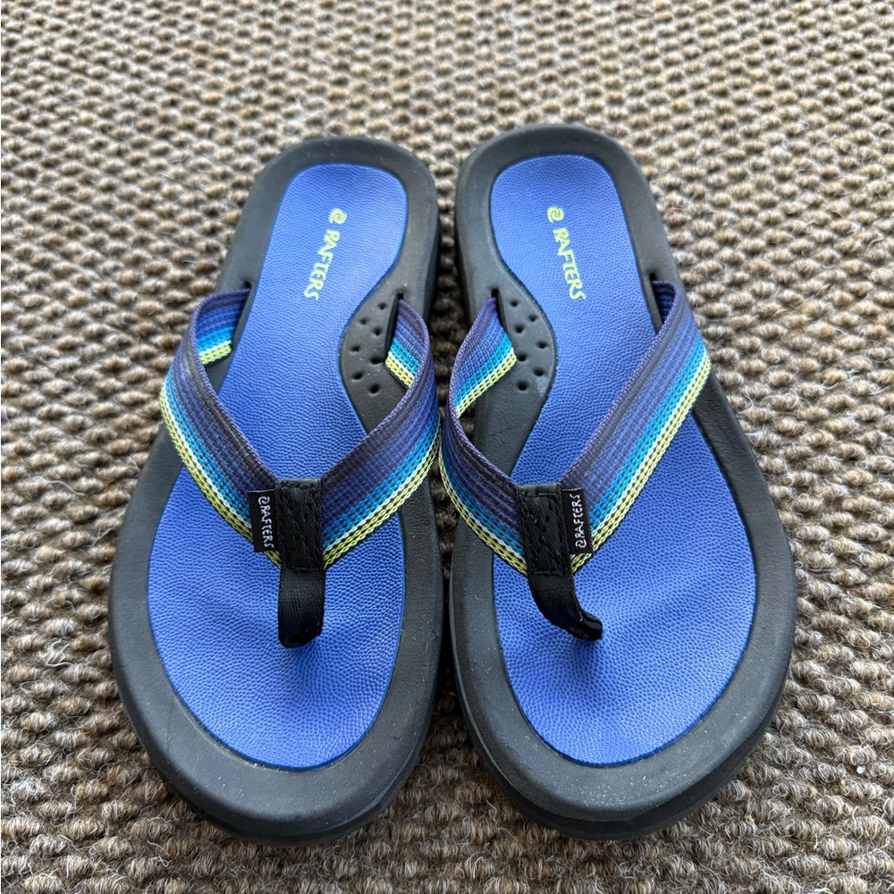 EUC Rafters Kids Blue Sandals Flip Flops size 3